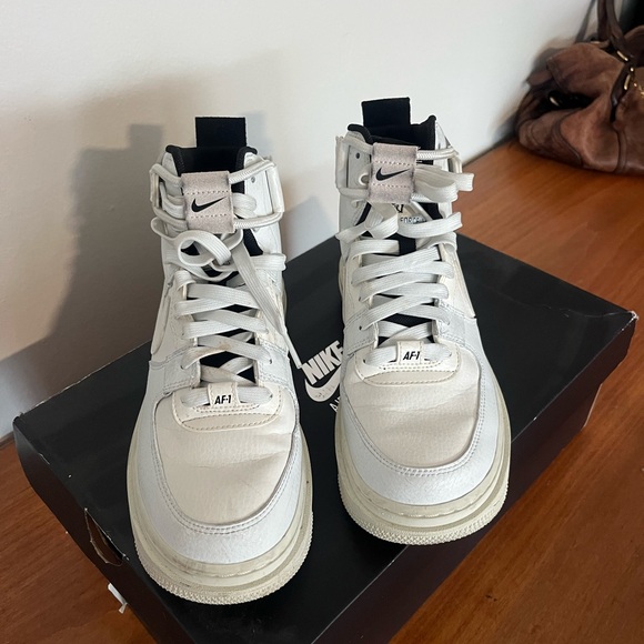 Nike Airforce 1 High Utility Sneakers - Picture 3 of 5